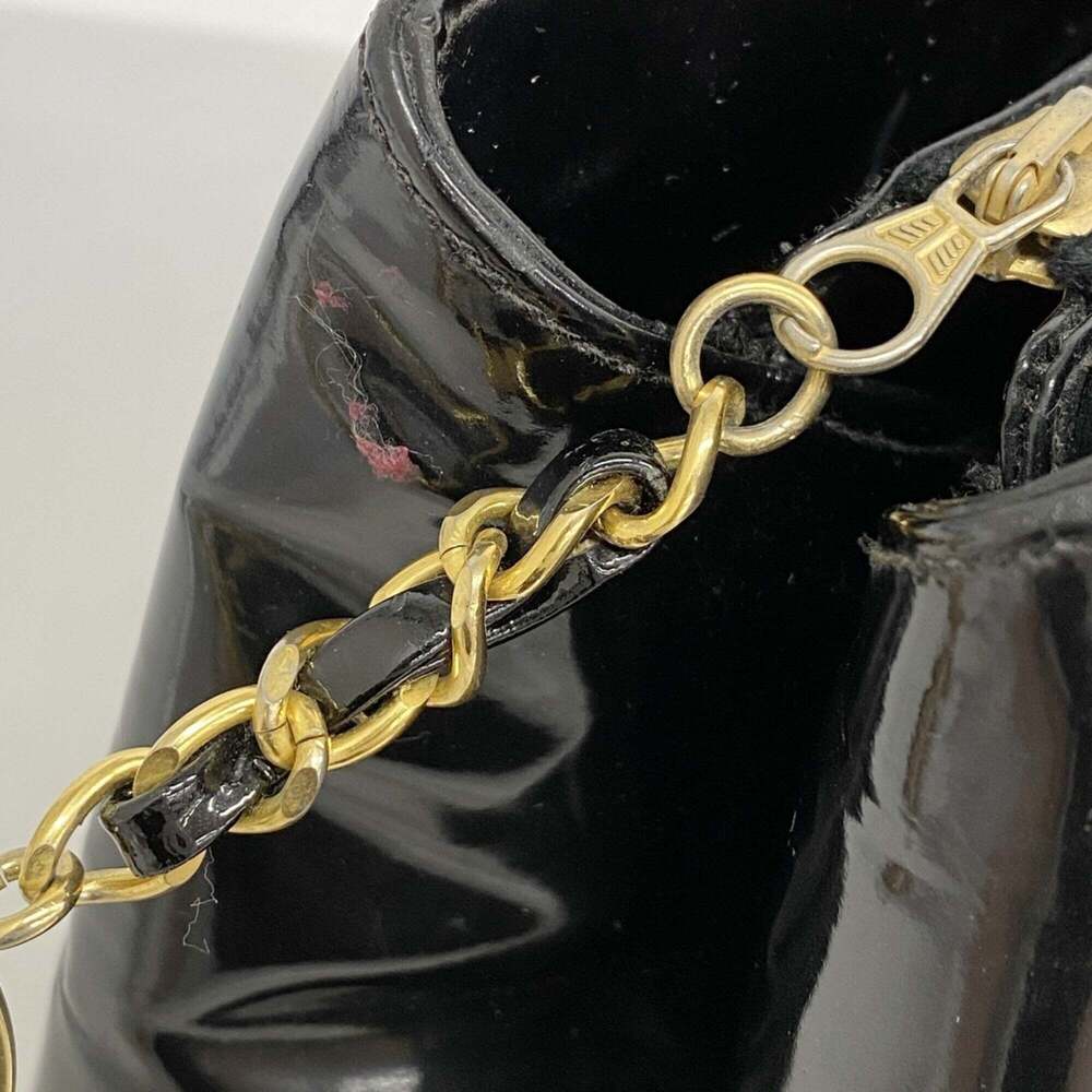 CHANEL Black Leather Shoulder Bag - Picture 8 of 12